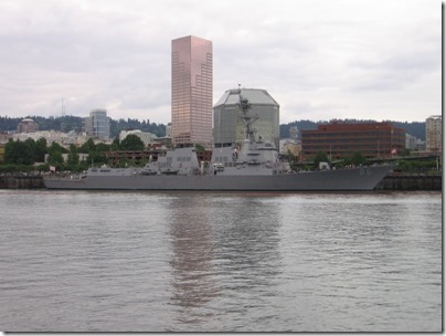 IMG_6228 Arleigh Burke-class Destroyer USS Shoup (DDG-86) in Portland, Oregon on June 7, 2009