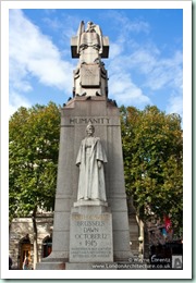 EdithCavellMonumentLondon0110904003a