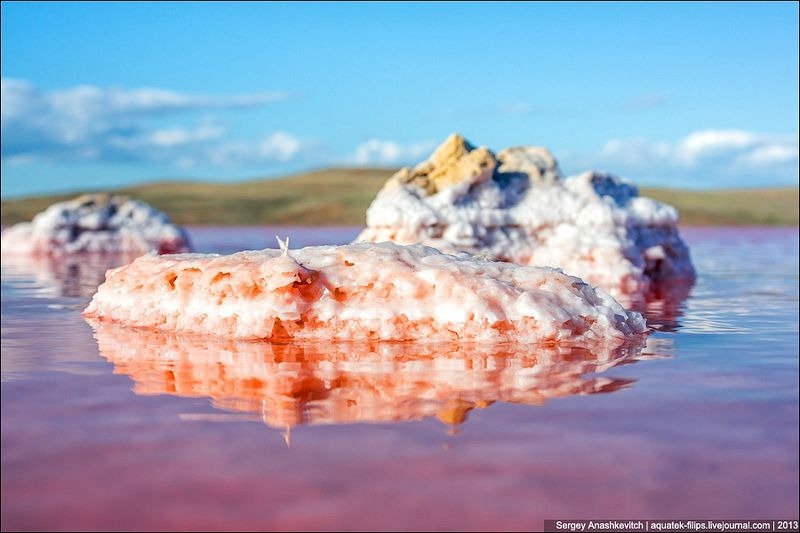 Hồ nước mặn có màu đỏ như máu Koyashskoye-salt-lake-10%25255B2%25255D