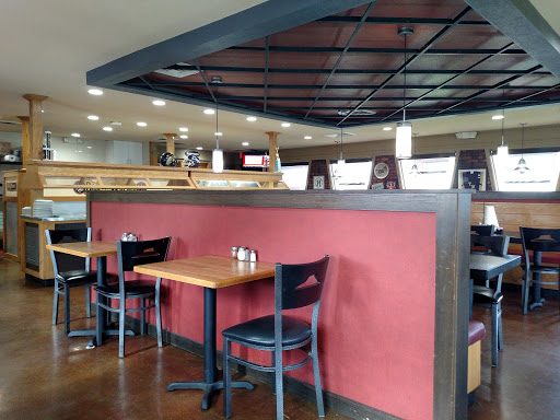 Pizza Restaurant «Pizza Hut», reviews and photos, 1080 E Main St, Brownsburg, IN 46112, USA