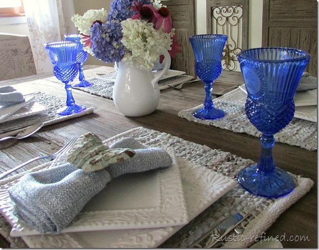 Setting a blue and white tablescape 