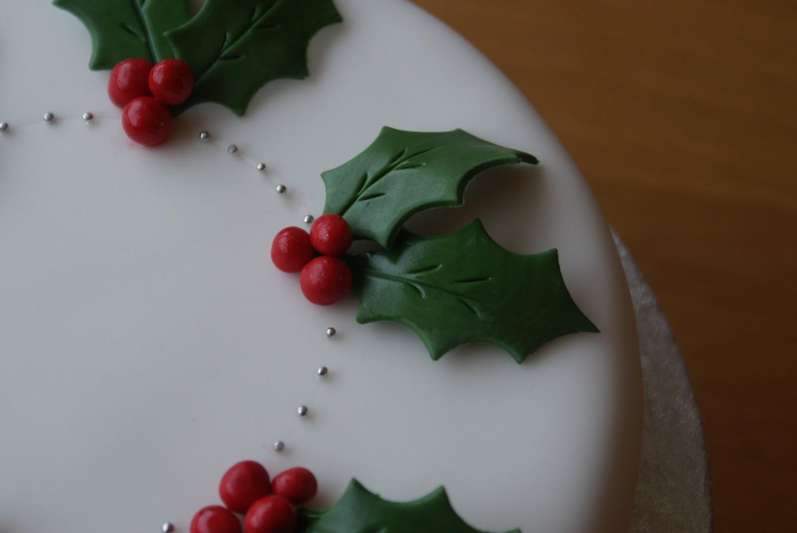 Christmas Cake Decorating