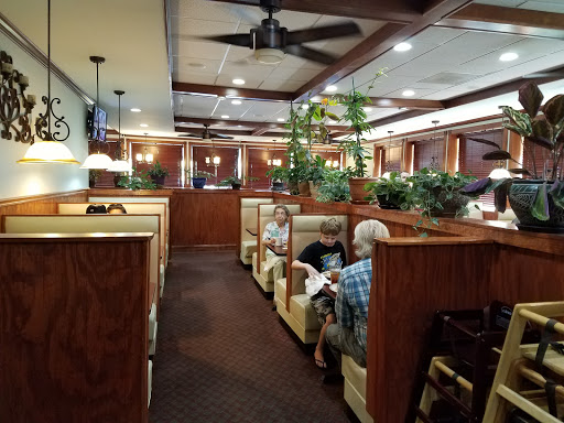 American Restaurant «Four Seasons Family Restaurant», reviews and photos, 5201 Jefferson Davis Hwy, Fredericksburg, VA 22408, USA