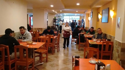 Los Candiles, Francisco I. Madero 13 int. A, Centro, 91270 Perote, Ver., México, Restaurante de comida para llevar | VER