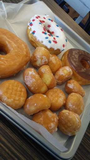 Donut Shop «Delightful Donuts», reviews and photos, 12872 GA-9 #110, Milton, GA 30004, USA