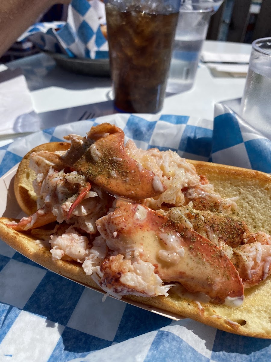 Gluten-Free Lobster Rolls at Luke's Lobster