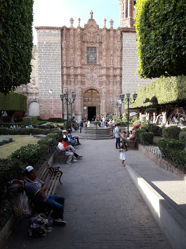 Estacionamiento Recreo, Recreo 9, Centro, Zona Centro, 37700 San Miguel de Allende, Gto., México, Estacionamiento de autocaravanas | GTO