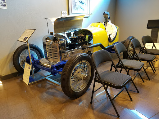 Museum «Tampa Bay Automobile Museum», reviews and photos, 3301 Gateway Centre Blvd, Pinellas Park, FL 33782, USA