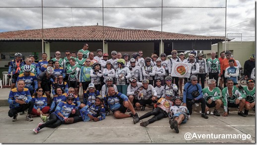 Grupos de ciclistas em Caicó