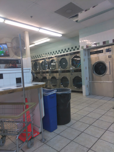 Laundromat «Laundry Depot of Ewing», reviews and photos, 1980 N Olden Ave, Ewing Township, NJ 08638, USA