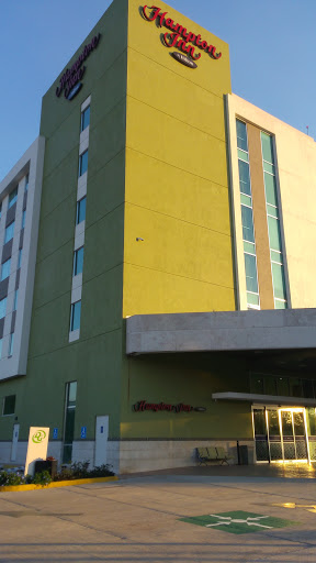 Hampton Inn by Hilton Villahermosa, Prolongacion Av. 27 Febrero 2804, Atasta de Serra, 86100 Villahermosa, Tab., México, Hotel cerca de aeropuerto | TAB