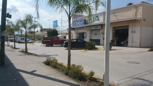 Lala, Calle Gutiérrez 29C, Los Naranjos, 46600 Ameca, Jal., México, Tienda de lácteos | JAL