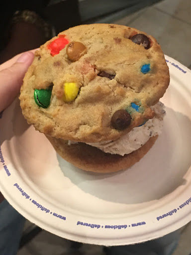 Cookie Shop «Insomnia Cookies», reviews and photos, 1227 Washington Ave, Miami Beach, FL 33139, USA