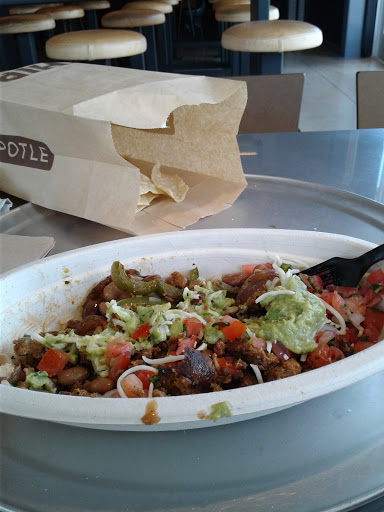 Mexican Restaurant «Chipotle», reviews and photos, 22106 U.S. 281 Access Rd #101, San Antonio, TX 78259, USA