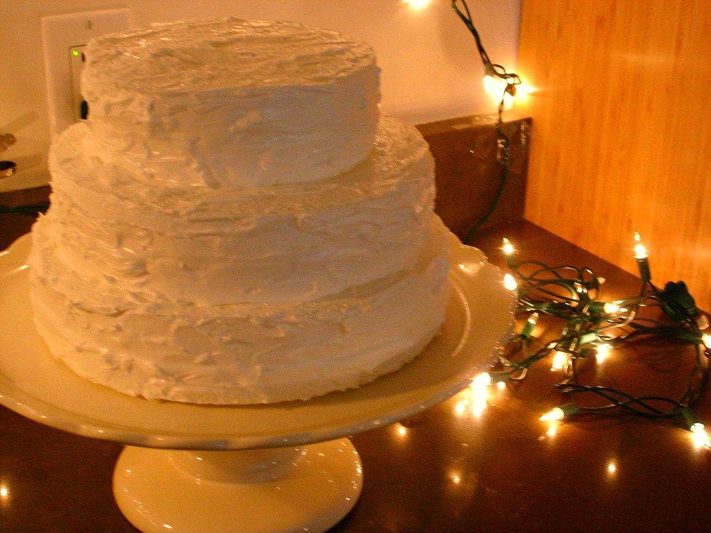 Wedding Cake- DIY Style