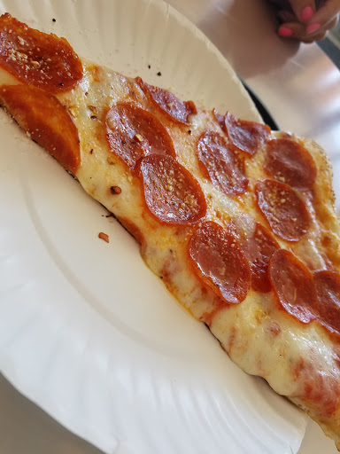 Pizza Restaurant «Milano Pizza», reviews and photos, 10 Farber Dr # 33, Bellport, NY 11713, USA