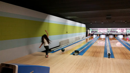 Bowling Alley «Di Donato Bowling Center», reviews and photos, 1151 S White Horse Pike, Hammonton, NJ 08037, USA