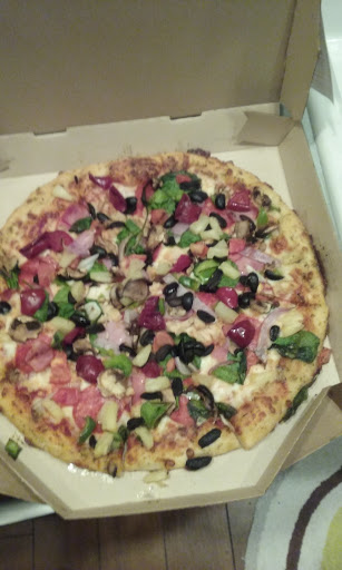 Pizza Restaurant «Pizza Hut», reviews and photos, 6400 Sunrise Blvd B, Citrus Heights, CA 95610, USA