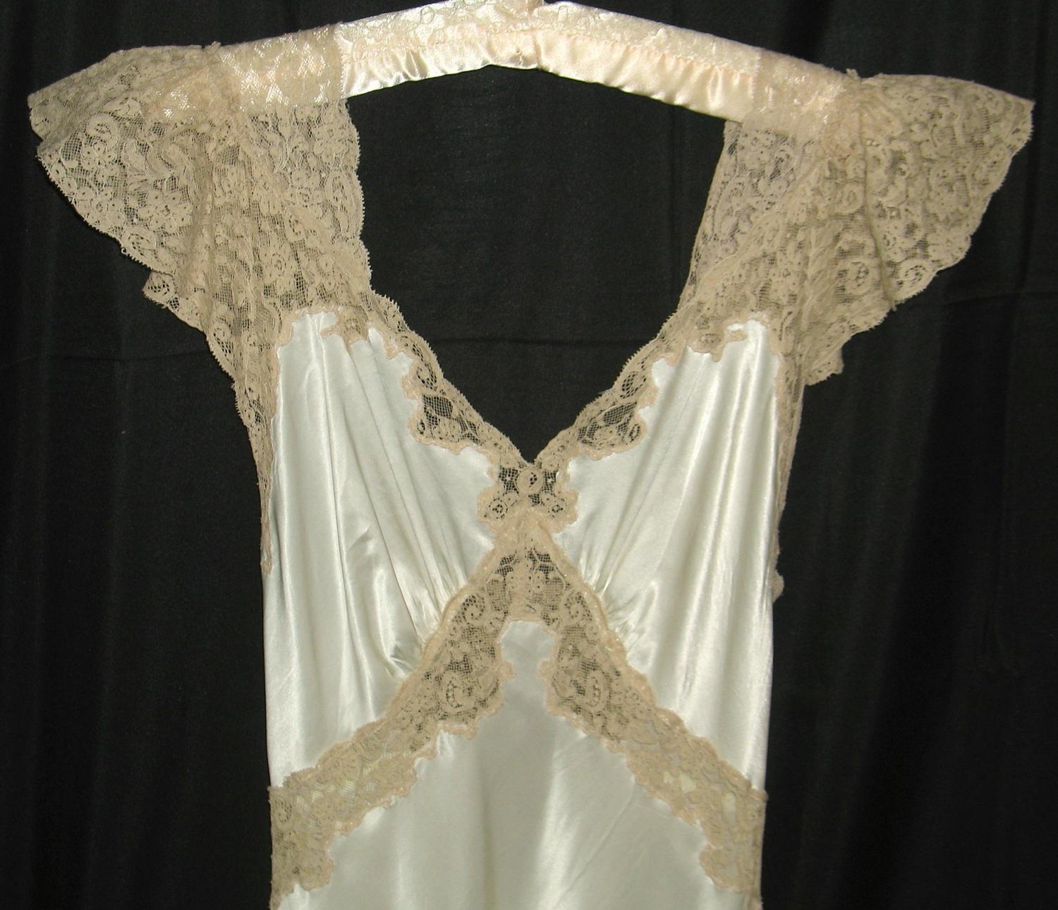Lacy Bridal Gown Lingerie
