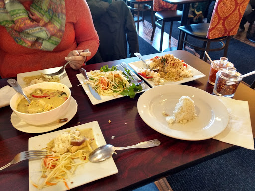 Thai Restaurant «Bangkok Thai Food», reviews and photos, 44 Nashua Rd, Londonderry, NH 03053, USA
