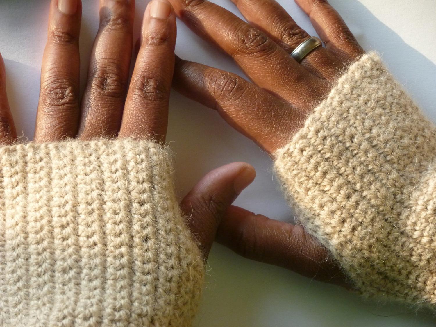 Luxury Wedding Fingerless Gloves, 5 Pairs, Pure Alpaca, Crochet, Bridesmaids