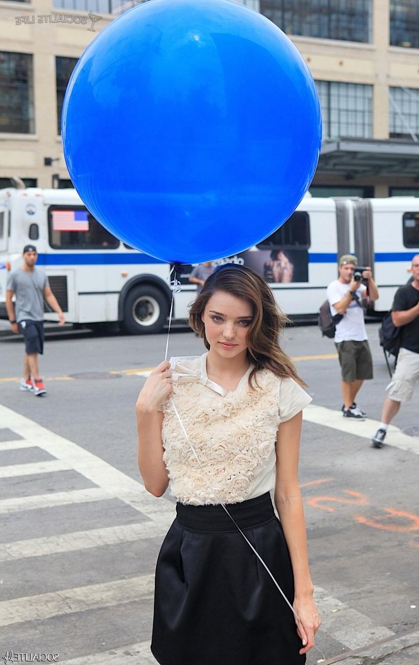 3 of 29.    Back to Photo. Miranda Kerr in New York City on June 28th 2010 3