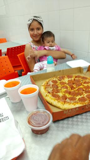 Little Caesars, Avenida Uno No. 3511, Zona Industrial, 94690 Córdoba, Ver., México, Pizza para llevar | VER