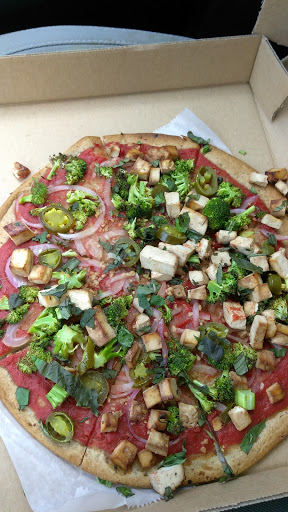 Pizza Restaurant «Mellow Mushroom», reviews and photos, 9734 Deer Lake Ct #1, Jacksonville, FL 32246, USA