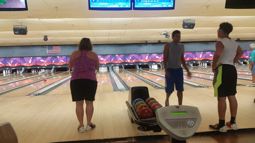 Bowling Alley «AMF Galaxy East Lanes», reviews and photos, 3225 SE Maricamp Rd, Ocala, FL 34471, USA