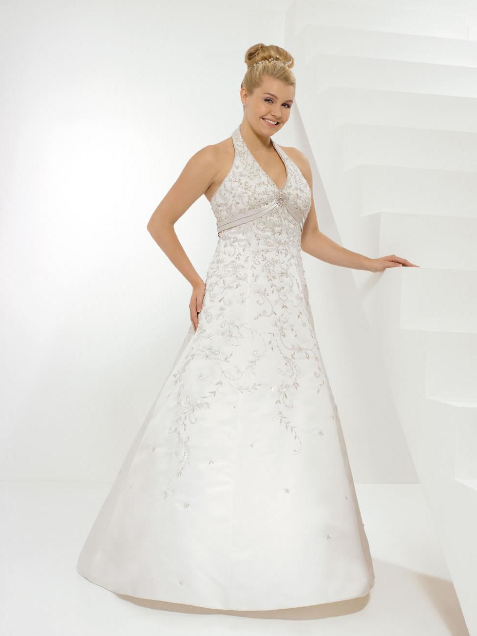 Plus Size Bridal Style W222
