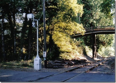 Wig-wag at Knappa, Oregon on September 24, 2005