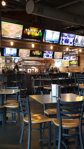 Sports Bar «Big E’s Sports Grill», reviews and photos, 121 E 8th St, Holland, MI 49423, USA