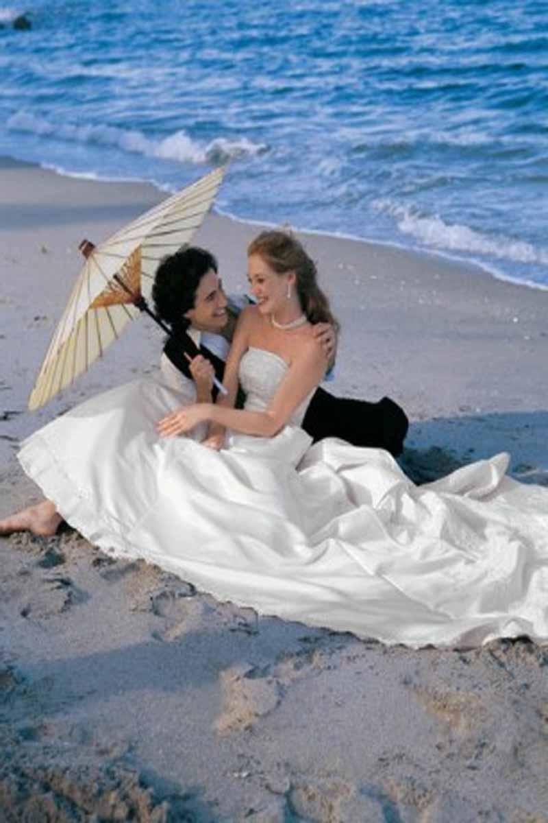 Beach wedding dresses have the