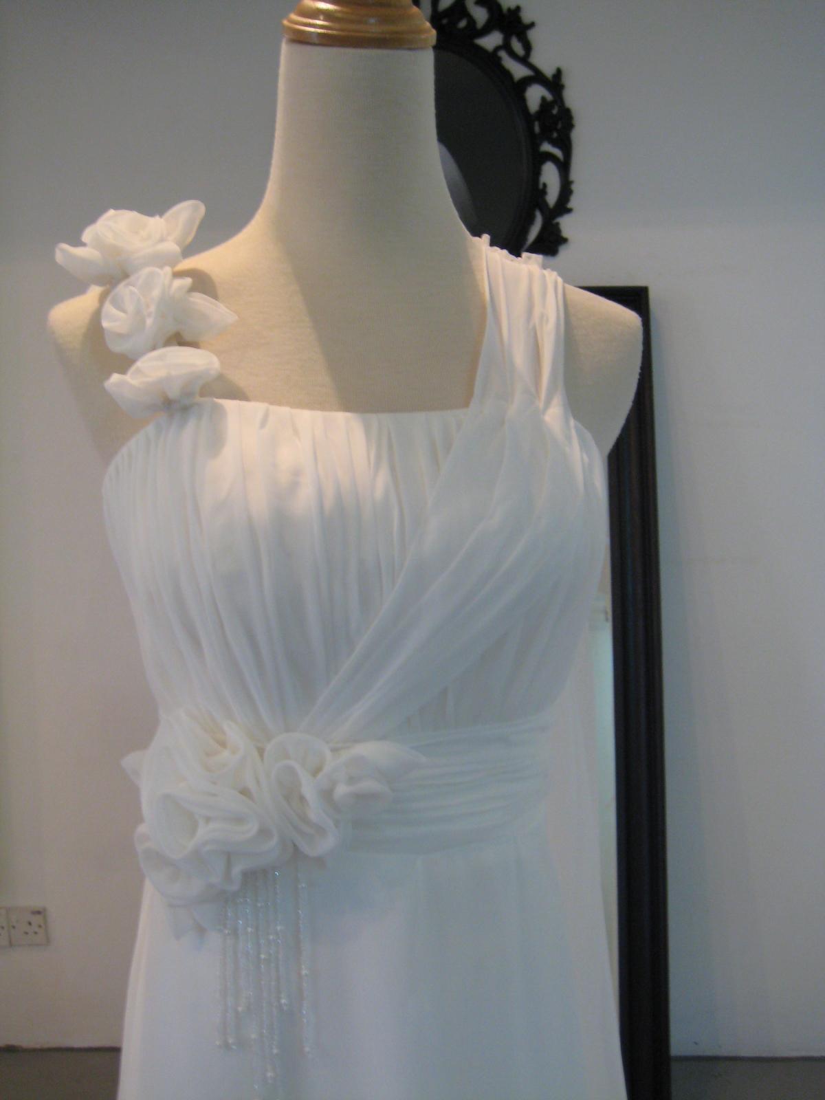 roman princess wedding dress