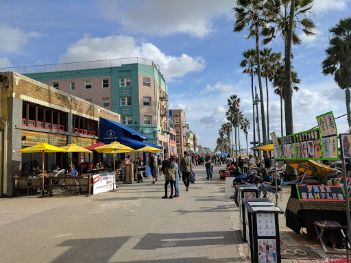 Restaurant «The Venice Beach Bar», reviews and photos, 323 Ocean Front Walk, Venice, CA 90291, USA