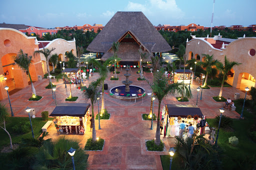 Barceló Maya Colonial, Carretera Chetumal Puerto Juárez Km. 266,3, XPUHA Q, 77750 Riviera Maya, QROO, México, Complejo hotelero | QROO