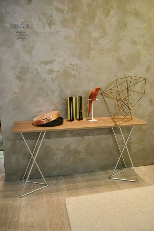 consolle_dabiu_Setsu_ Shinobu_ Ito_stand_Euromobil_Salone_2015 