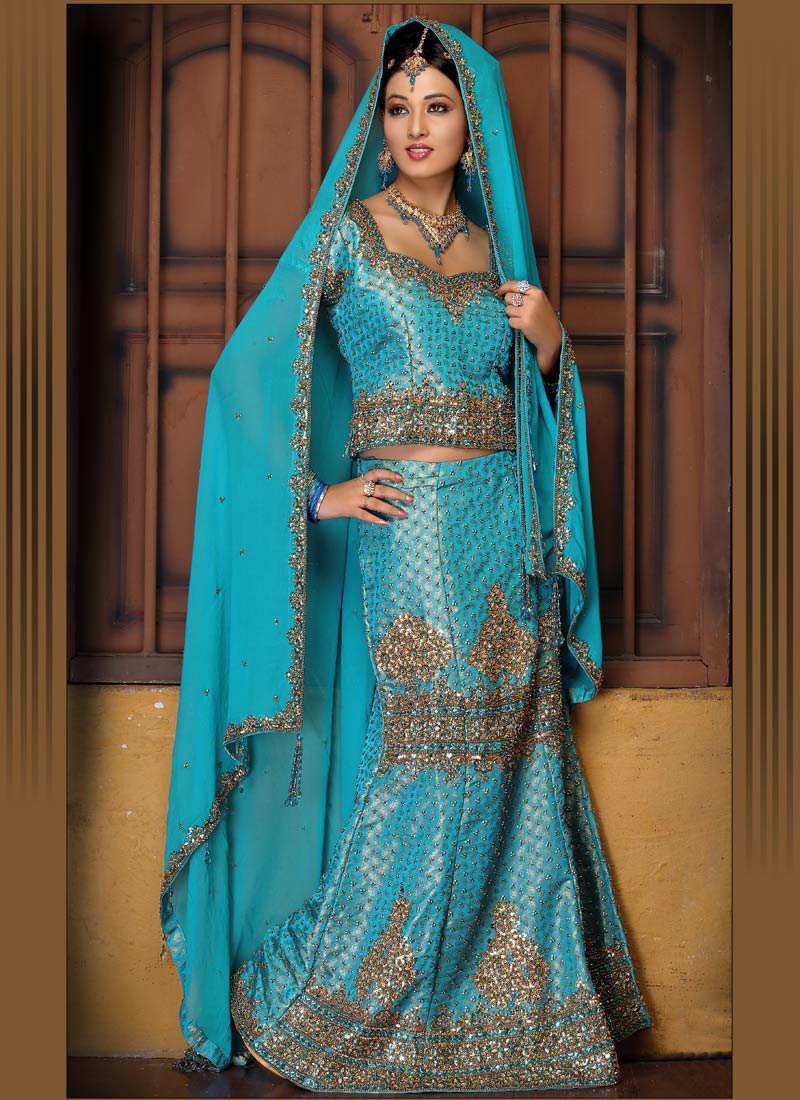 Bridal Lenghas: Bridal Lehenga