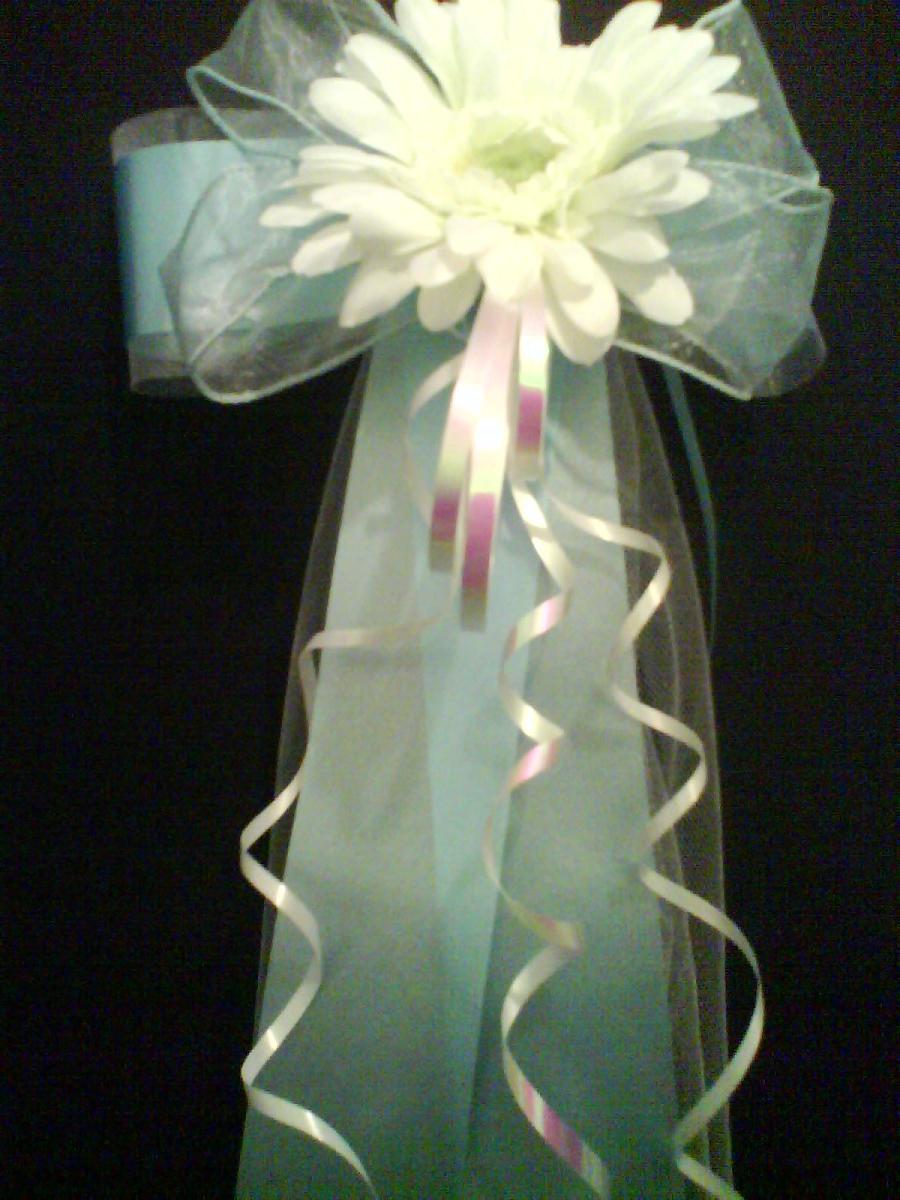 organza pew bows