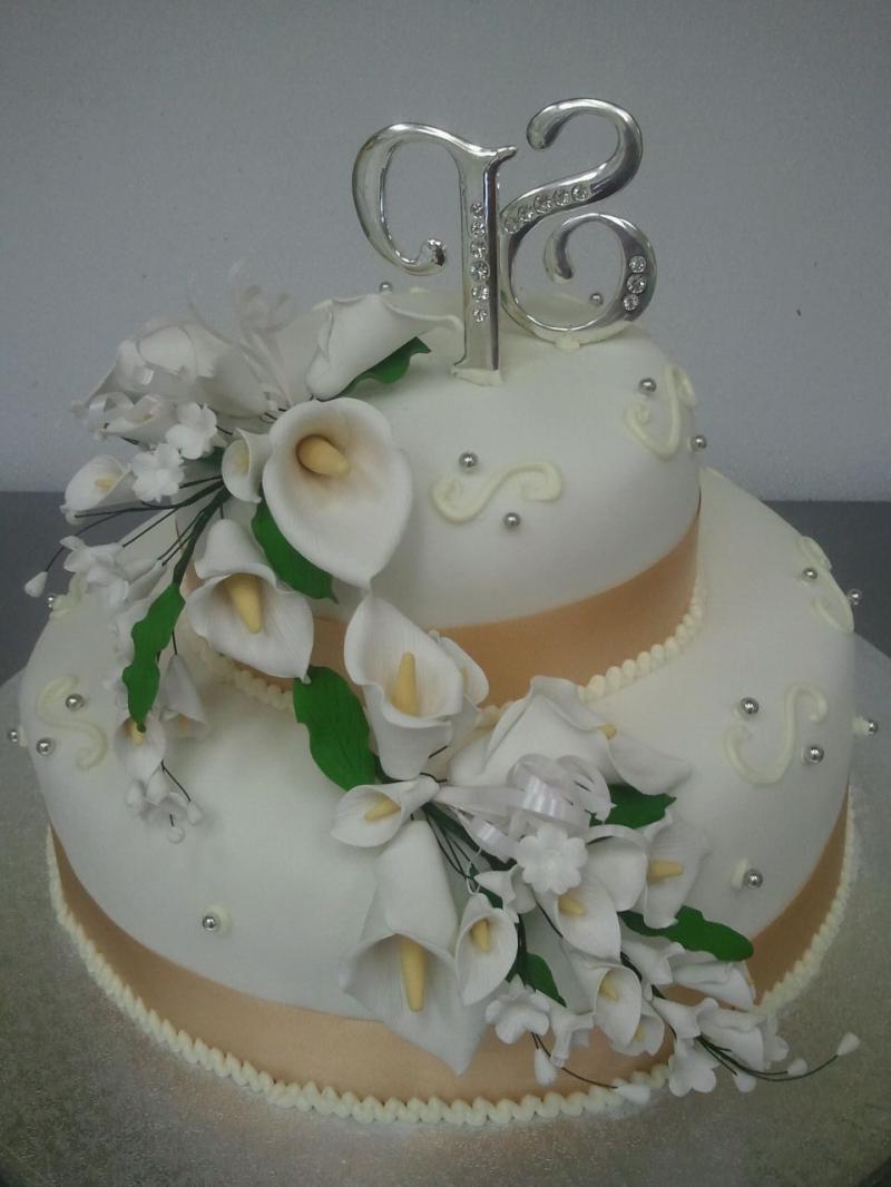 3 tiered stacked Fondant cake