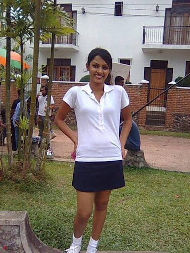 Shalani TharakaSexy Girls Pictures