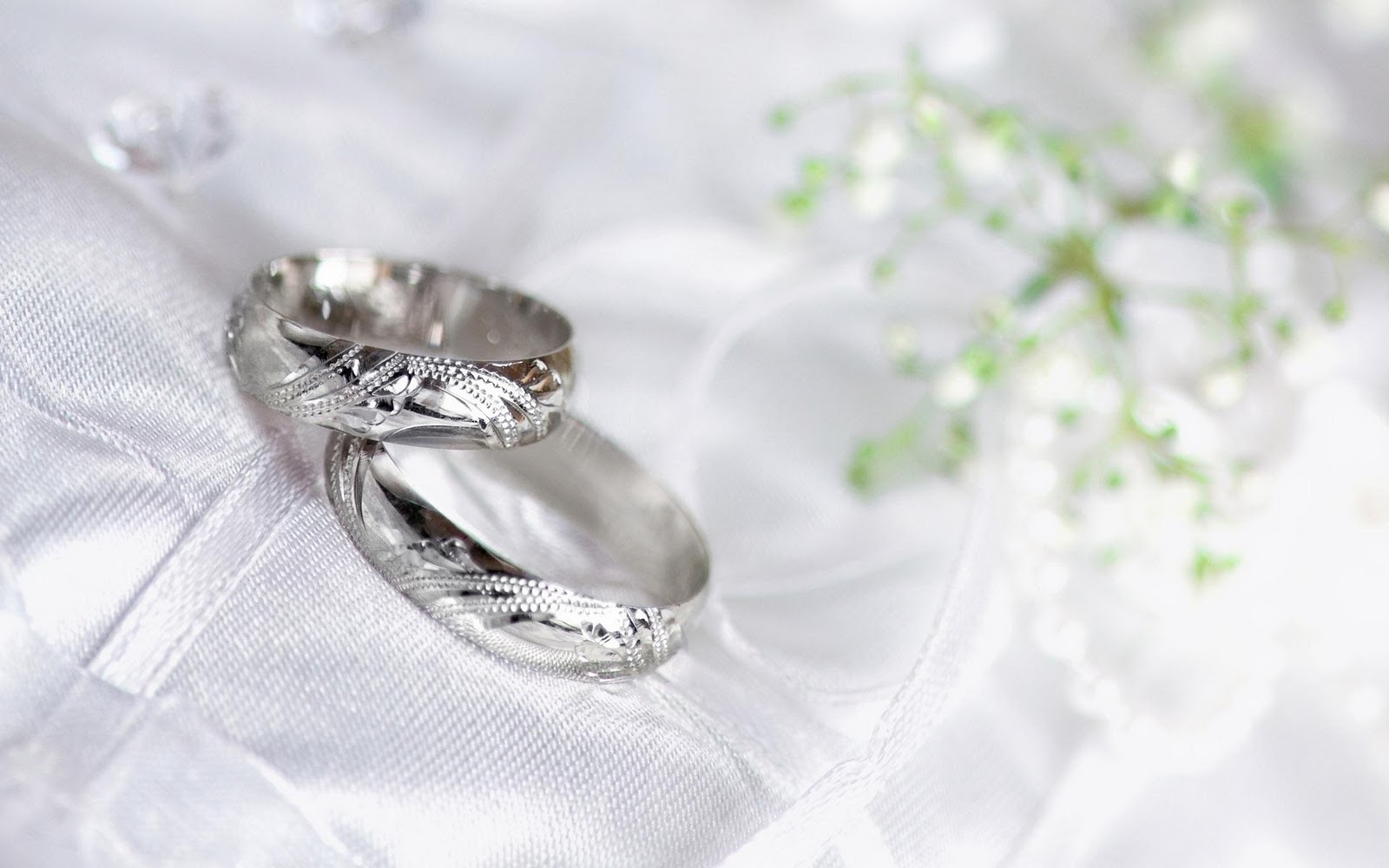 couples wedding band ring