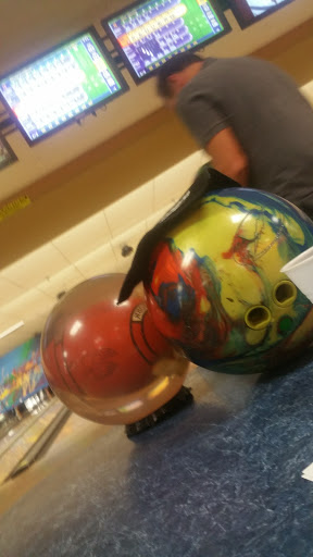 Bowling Alley «Brunswick Zone Kyrene Lanes», reviews and photos, 6225 W Chandler Blvd, Chandler, AZ 85226, USA