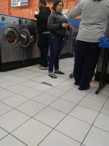 Laundromat «Laundromax», reviews and photos, 972 Blue Hill Avenue, Dorchester, MA 02124, USA