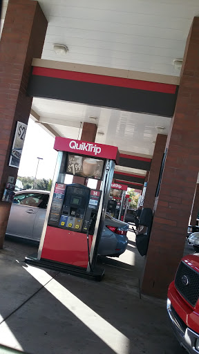 Gas Station «QuikTrip», reviews and photos, 105 Westpark Way, Euless, TX 76040, USA