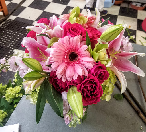 Florist «Westbank Flower Market», reviews and photos, 5320 Bee Caves Rd, West Lake Hills, TX 78746, USA