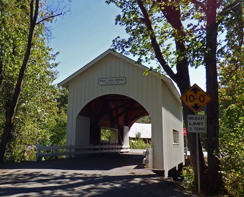 Neal Lane Bridge, shortest covered bridge in Oregon