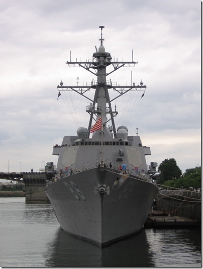 IMG_6207 Arleigh Burke-class Destroyer USS Shoup (DDG-86) in Portland, Oregon on June 7, 2009