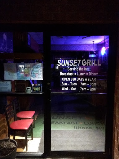 American Restaurant «Sunset Grill», reviews and photos, 823 Danby Rd, Ithaca, NY 14850, USA