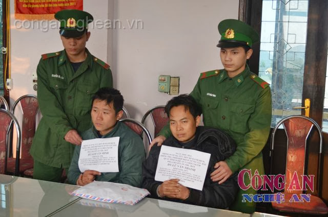 Hai đối tượng buôn ma túy từ Lào qua biên giới thuộc huyện Quế Phong bị lực lượng biên phòng bắt giữ
